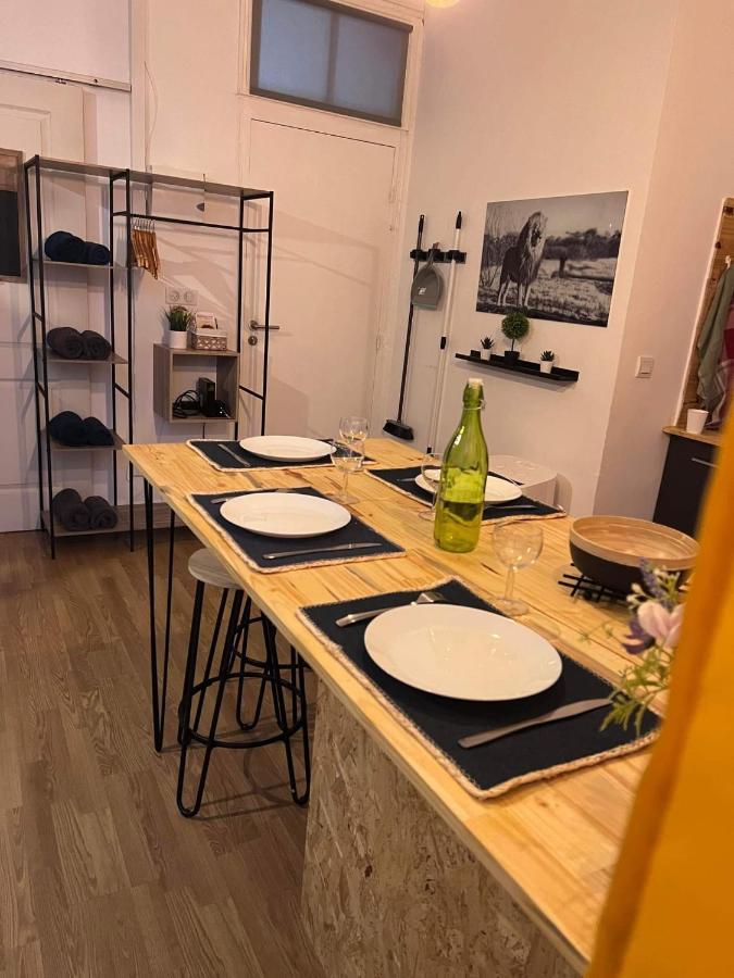 Charmant Appartement Climatise Aux Pieds De La Cite قرقشونه المظهر الخارجي الصورة