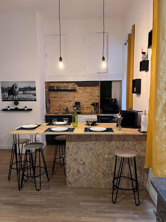 Charmant Appartement Climatise Aux Pieds De La Cite قرقشونه المظهر الخارجي الصورة