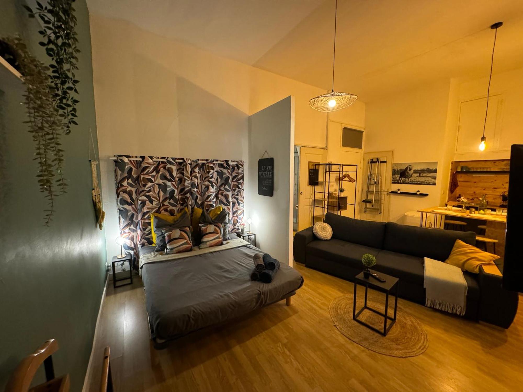 Charmant Appartement Climatise Aux Pieds De La Cite قرقشونه المظهر الخارجي الصورة