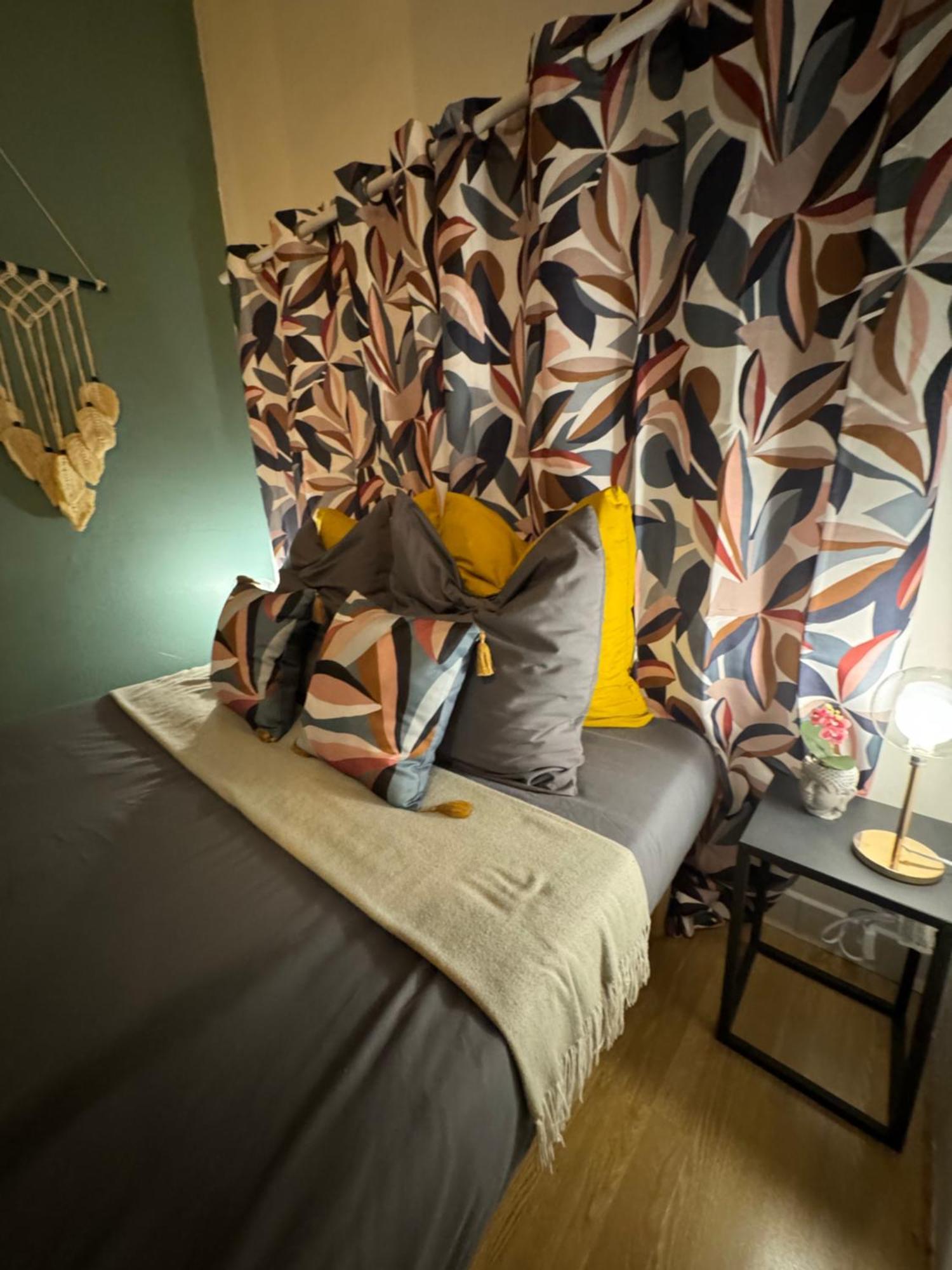 Charmant Appartement Climatise Aux Pieds De La Cite قرقشونه المظهر الخارجي الصورة